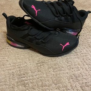 Puma riaze prowl rainbow size 9